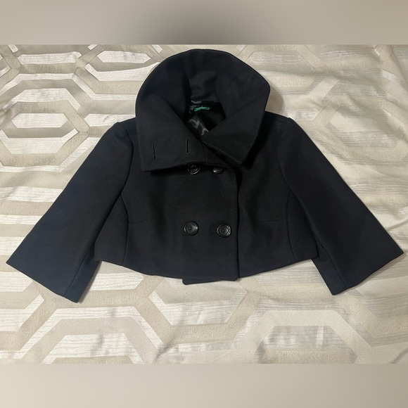 NWOT UNITED COLORS OF BENETTON BLACK WOOL CROPPED BUTTON JACKET, Size Small - Picture 1 of 9